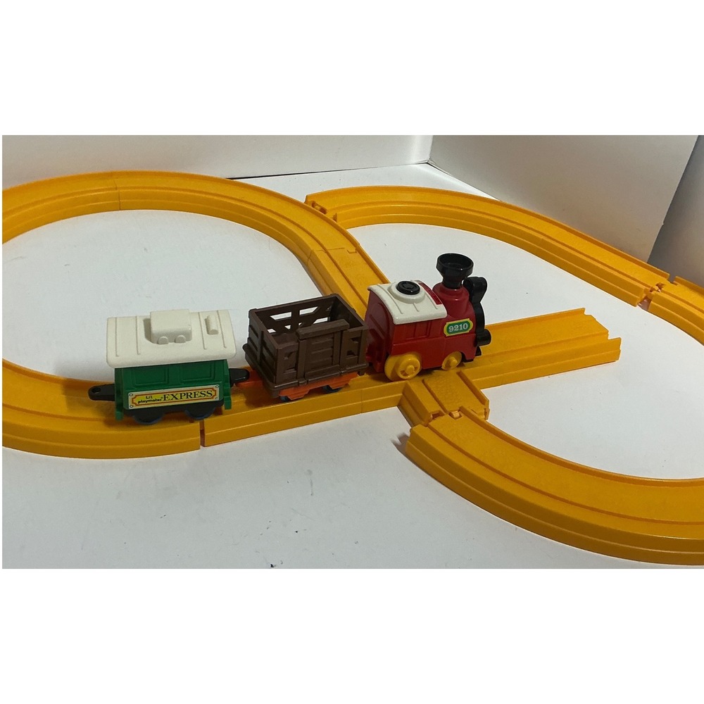 Playmates Vintage 1987 Lil Playmates Express Train Set Yellow Track 9210 Engine
